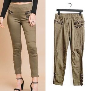 Umgee Tan Zipper Elastic Waist Animal Print Skinny Pull On Pants Moto Mob Wife